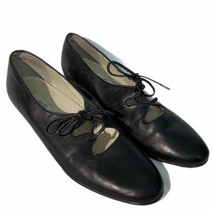 Trotters “Roxy” vintage style low heels